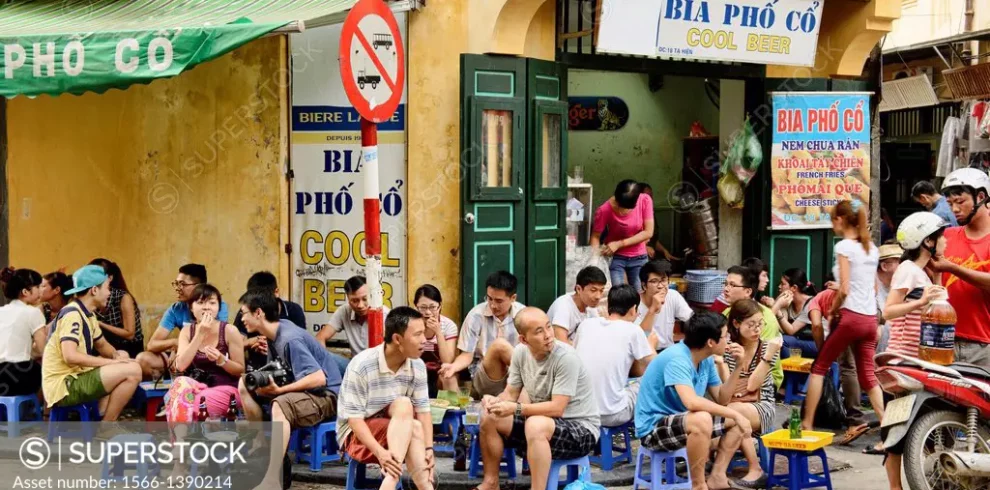 Bia Hoi Corner - Hanoi - Vietnam