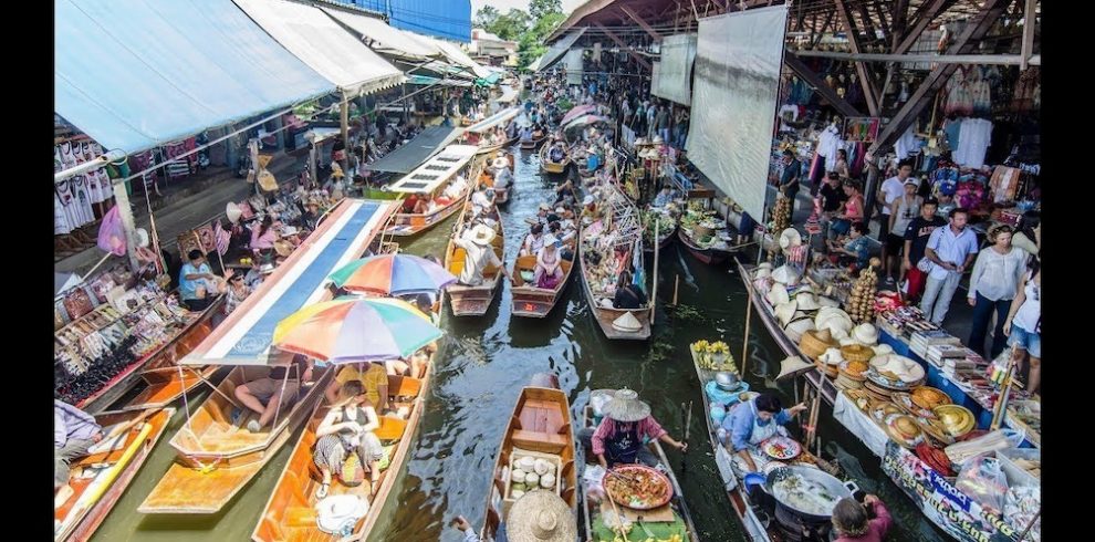 Damnen Saduak Floating Market - Ratchaburi - Thailand