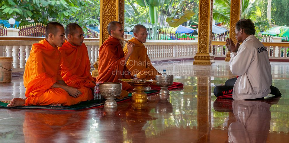 Preah Ang Chek Preah Ang Chorm Shrine - Siem Reap - Cambodia