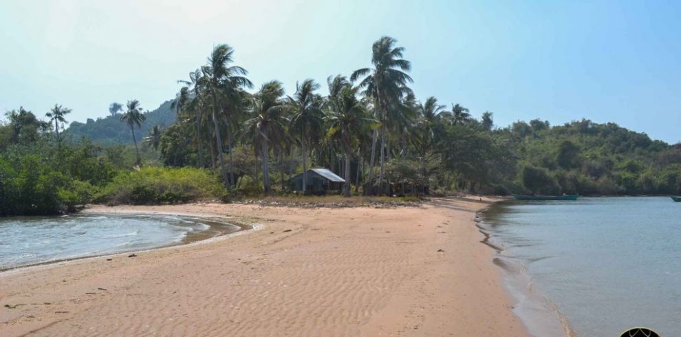 Koh Tonsai - Kep - Cambodia