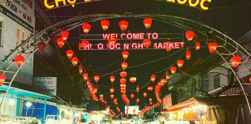 Dinh Cau Night Market - Phu Quoc - Kien Giang - Vietnam