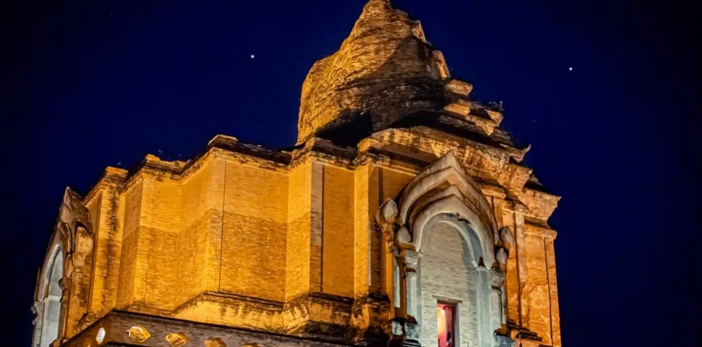 Wat Chedi Luang - Chiang Mai - Thailand