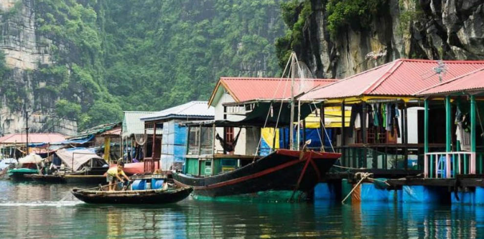 Cua Van Fishing Village - Halong Bay - Quang Ninh - Vietnam