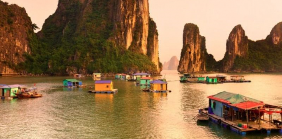 Cua Van Fishing Village - Halong Bay - Quang Ninh - Vietnam