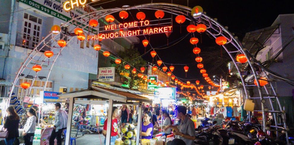 Dinh Cau Night Market - Phu Quoc - Kien Giang - Vietnam