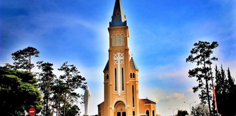 Da Lat Cathedral - Da Lat - Vietnam