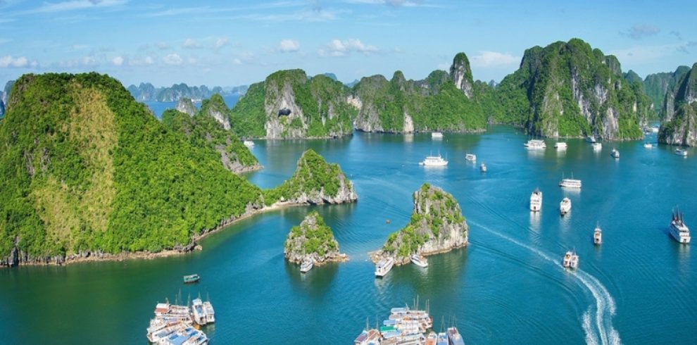 Rang Dua Island - Halong Bay - Quang Ninh - Vietnam