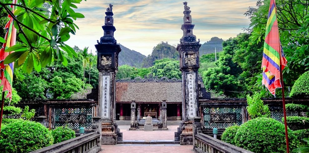 Le King Temple - Hoa Lu Ancient Citadel - Ninh Binh - Vietnam