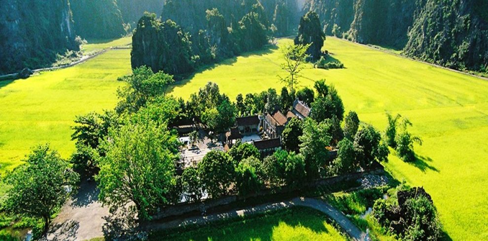 Hoa Lu Ancient Capital - Ninh Binh - Vietnam