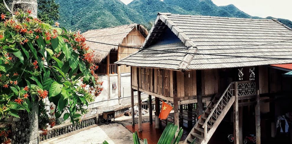 Poom Coong Village - Mai Chau - Hoa Binh - Vietnam