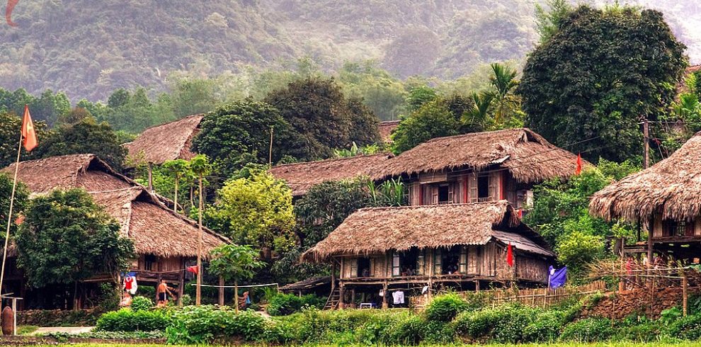 Poom Coong Village - Mai Chau - Hoa Binh - Vietnam