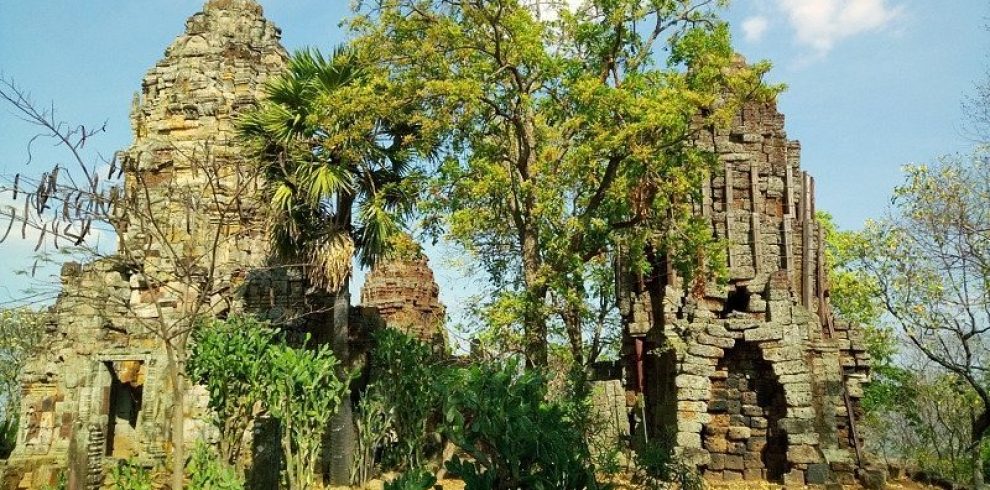 Phnom Banan Temple - Battambang - Cambodia